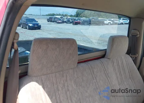 2003 Toyota Tacoma z USA, uszkodzony, nr VIN 5TENL42N93Z272564